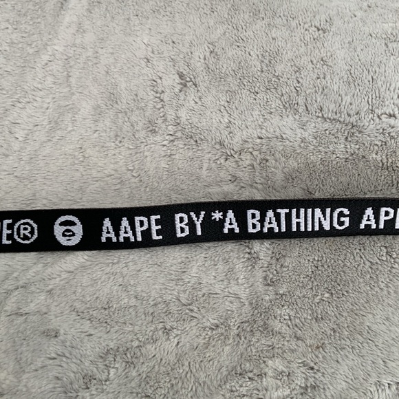 A Bathing Ape belt - Picture 4 of 6